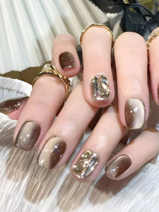 30 Piece Coffee Cat's Eye Rhinestone Design Short Square Nail Set