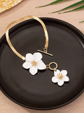 White Painted Floral Design Toggle Style Anklet