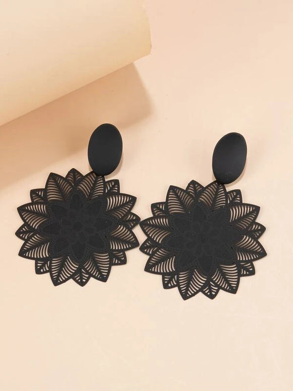 Black Floral Earring