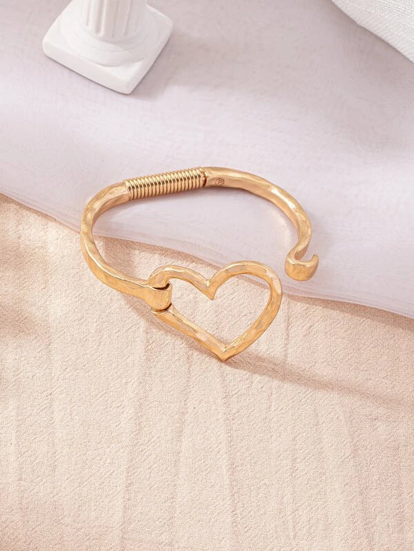 Hammered Gold Heart Bracelet