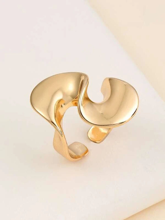 Structured Cuff Brushed Gold Ring