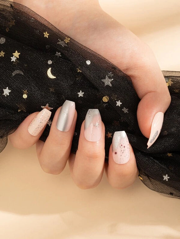 Maroon & Silver Star Design Short Coffin Nail Set