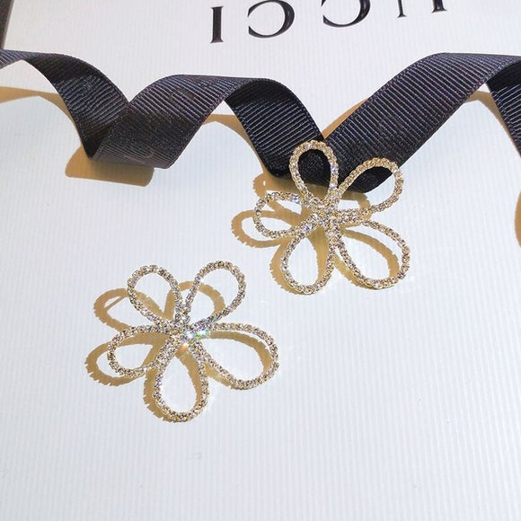 Hollow Flower Rhinestone Earring