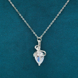 Dainty Multi-Faceted White Rhinestone Necklace