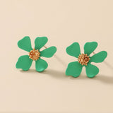 Daisy Petals Flower Stud Earring